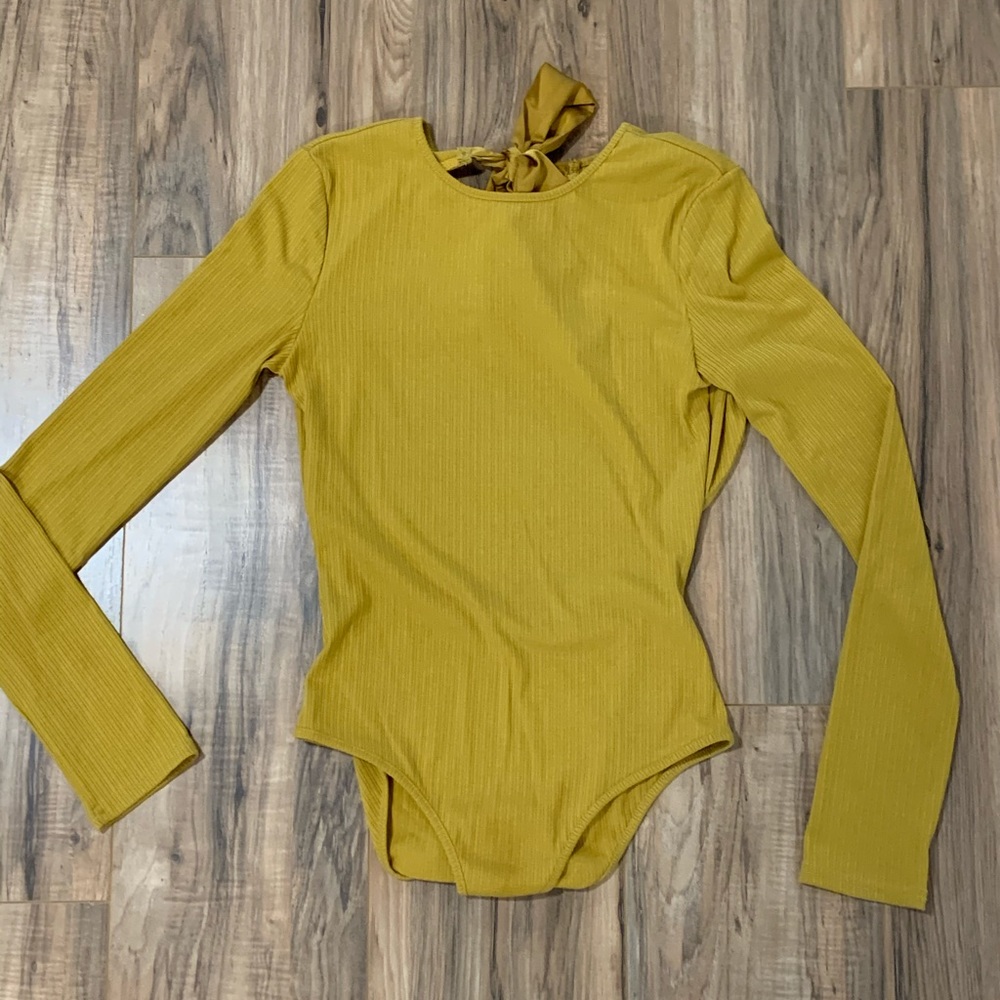 Women’s mustard bodysuit size Medium